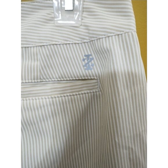 Ladies Izod Beige and White Striped Golf Shorts Size 8 Classic Preppy - Picture 4 of 6
